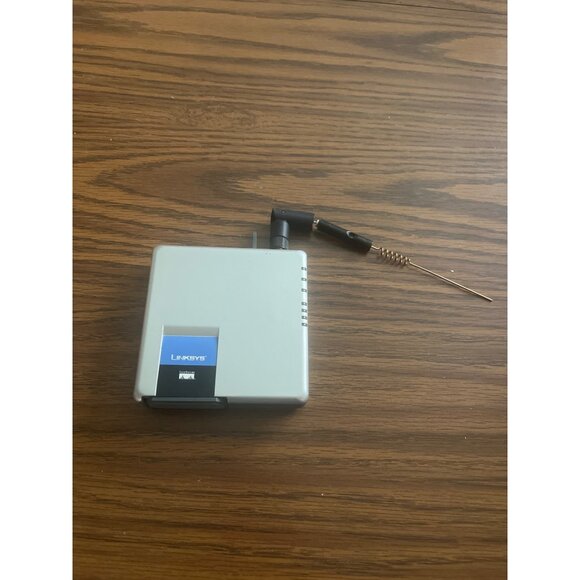 Linksys model WRT54GC compact wireless-G broadband router - Picture 1 of 6